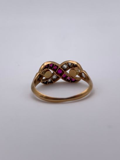 Bague en or jaune 750 millièmes ornée de...