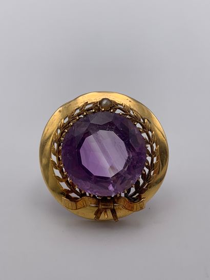 Broche circulaire en or jaune 750 millièmes...