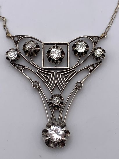 Collier en or 750 millièmes et argent 800...