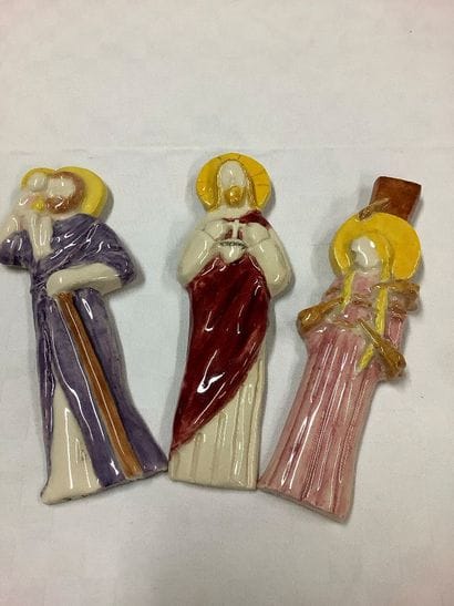 Lot de 3 céramiques religieuses: Saint Christophe,...