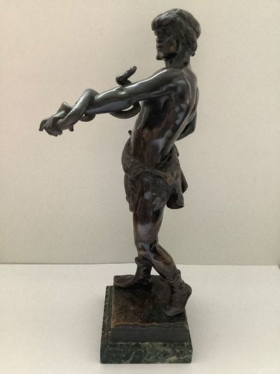 Statuette en bronze sur socle marbre «FASCINATOR»...