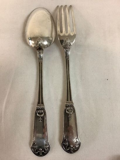 Ménagère: partie de ménagère en métal argenté...