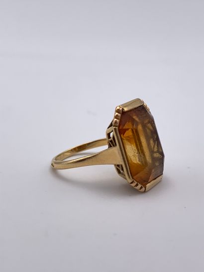 Bague en or jaune 750 millièmes ornée d une...