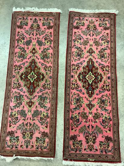 2 Oriental-style wool carpet, pink background,...