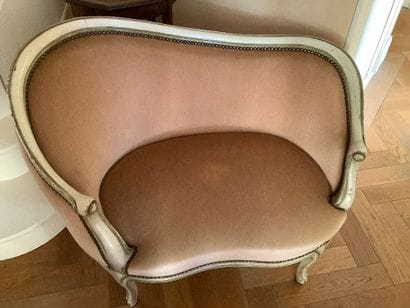 Lot 289 : Ensemble du mobilier d'une maison...