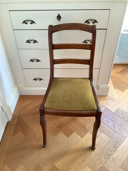 Lot 289 Suite : Ensemble du mobilier d'une...