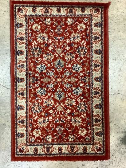 Small wool rug, handmade (Turkey?), worn,...