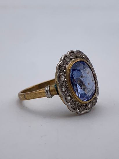 Bague en or jaune750 millièmes et probablement...
