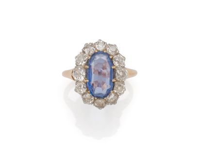 Bague pompadour en or 750 et platine 850...