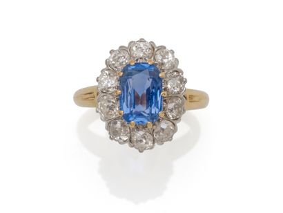 Bague pompadour en or 750 et platine 850...