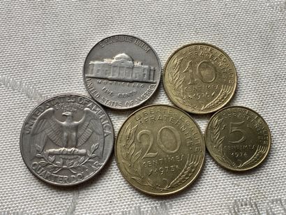 Current yellow franc coins for 2.6 Kg including...