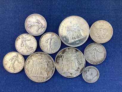 Silver coins weighing a total of 710gr, including...