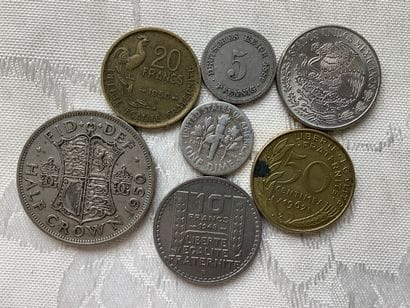 Lot of various coins, some in silver, 420g,...