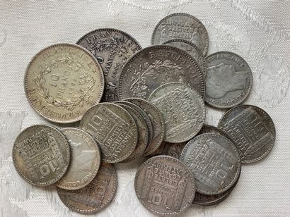 Lot of various silver coins, 260 gr, including...