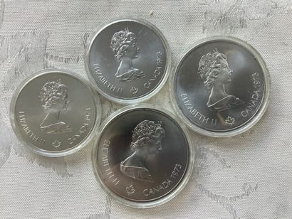 Lot de 4 pièces en argent sous capsule, poids...