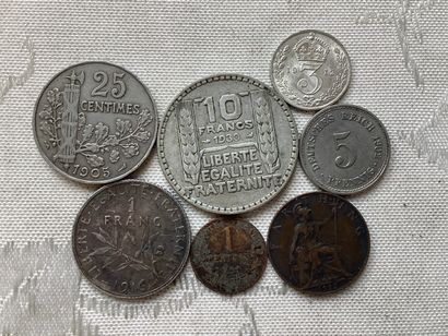 lot de pièces courantes - quelques pièces...