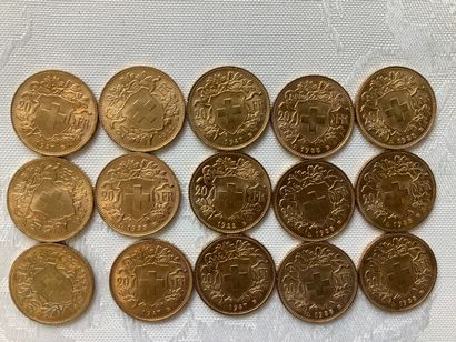 15 pièces 20 francs or, années 1922, 1935,...