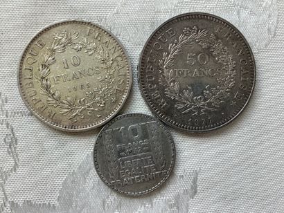 Lot of various silver coins, 260 gr, including...