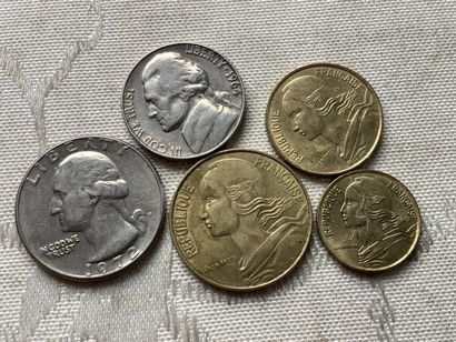 Current yellow franc coins for 2.6 Kg including...