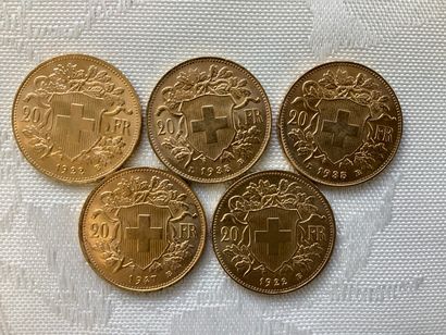 5 pièces de 20 francs or, années 1922, 1935,...
