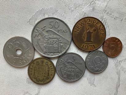 Lot of current pieces, Spain Ireland