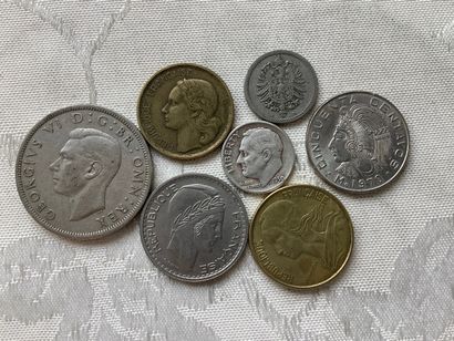 Lot of various coins, some in silver, 420g,...