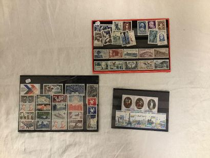 Lot de timbres comprenant 100 enveloppes...