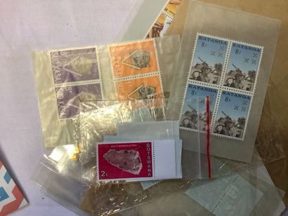 Afrique - Petit ensemble de timbres de Namibie...