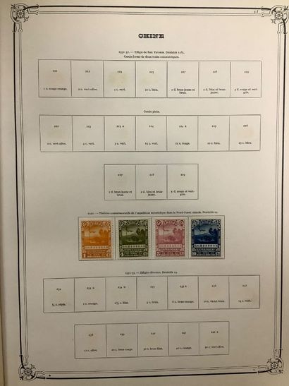 CHINE - Album de timbres chinois différentes...