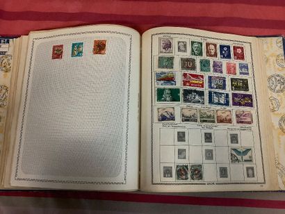 Album de timbres du monde, période XXe siècle,...