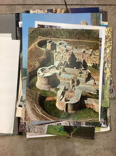 Portfolio entier d’affiches et de reproductions...