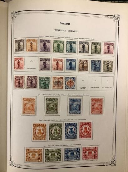 CHINE - Album de timbres chinois différentes...