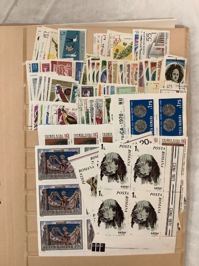 ROUMANIE - Six feuilles d’album de timbres...