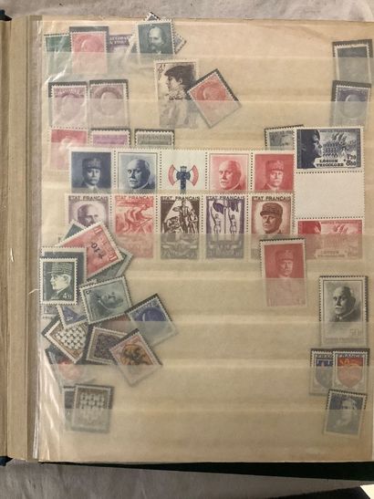 France, colonies - Deux petits albums de...