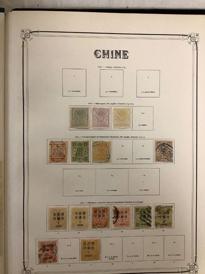 CHINE - Album de timbres chinois différentes...