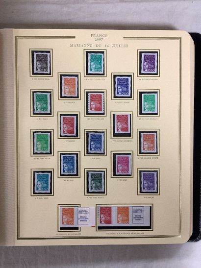 Album Ceres “Présidence” avec les timbres...