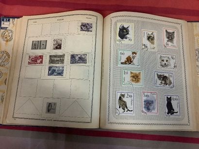 Album de timbres du monde, période XXe siècle,...