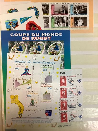 Deux albums de timbres, timbres français...
