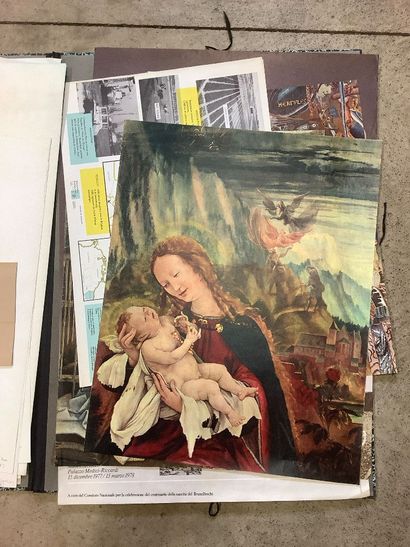 Portfolio entier d’affiches et de reproductions...
