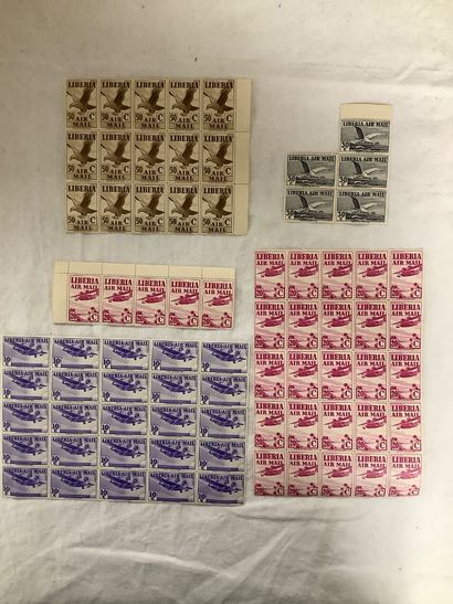 POSTE AÉRIENNE - Ensemble de blocs de timbres...
