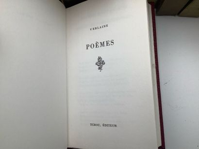 12 livres de poésies sous emboîtage, format...
