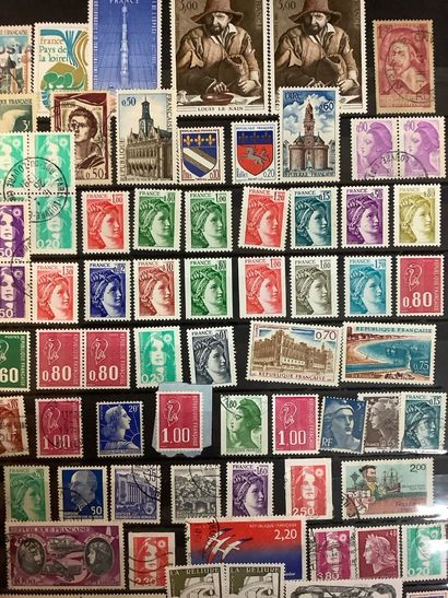 Deux albums de timbres, timbres français...
