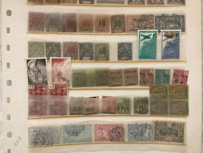 COLONIES DOM-ROM. Planche de timbres neufs...