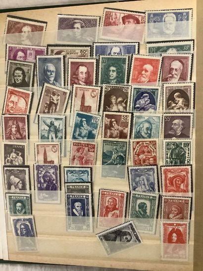 France, colonies - Deux petits albums de...