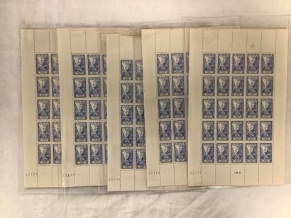 France - YT no 768 5 planches de timbres...