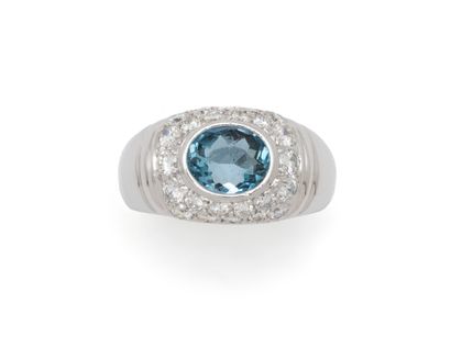 H. STERN
Bague dôme en or gris 750 millièmes,...