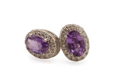 Paire de boutons d'oreilles en or gris 750...