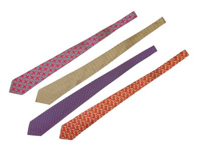 HERMÈS
Set of 4 ties in printed silk with...