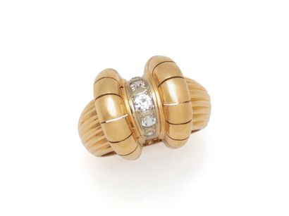 Bague jonc en or 750 millièmes, la monture...
