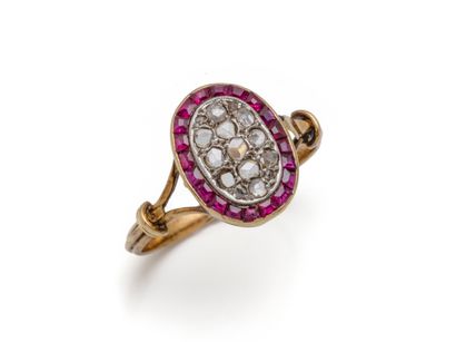 Délicate bague en or 750 et platine 850 millièmes,...